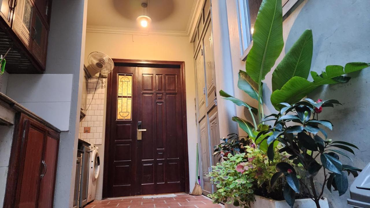 T Home Balcony Homestay هانوي المظهر الخارجي الصورة