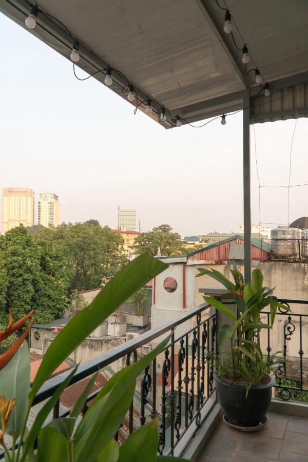 T Home Balcony Homestay هانوي المظهر الخارجي الصورة