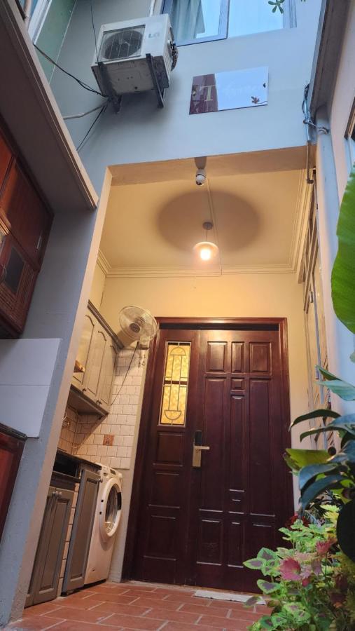 T Home Balcony Homestay هانوي المظهر الخارجي الصورة